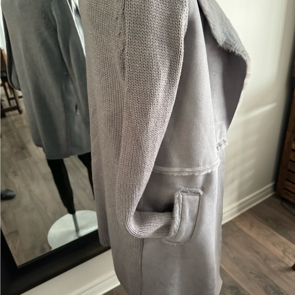 Sweater jacket - Picture 2 of 5